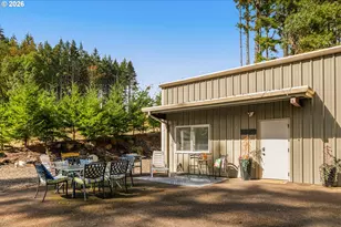 34160 SW Peaks View Dr, Hillsboro, OR 97123 - Photo 43