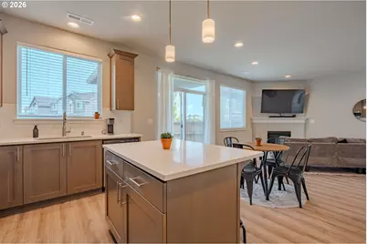 8738 N 1st St, Ridgefield, WA 98642 - Photo 9
