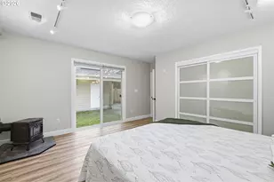 4005 SE Lexington St, Portland, OR 97202 - Photo 17