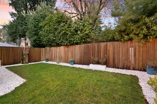 4005 SE Lexington St, Portland, OR 97202 - Photo 39