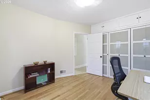 4005 SE Lexington St, Portland, OR 97202 - Photo 23