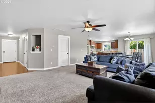 511 Paradise St, Woodburn, OR 97071 - Photo 5