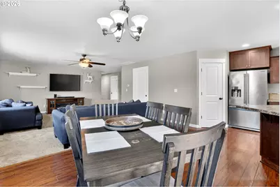 511 Paradise St, Woodburn, OR 97071 - Photo 13