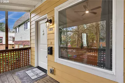 1521 SE Ash St, Portland, OR 97214 - Photo 3