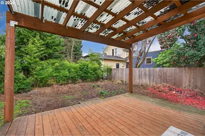 1521 SE Ash St, Portland, OR 97214 - Photo 35