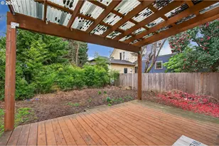 1521 SE Ash St, Portland, OR 97214 - Photo 35