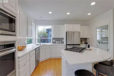 9719 NW Fleischner St, Portland, OR 97229 - Photo 21