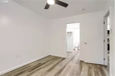 10345 NE Clackamas St #19, Portland, OR 97220 - Photo 11
