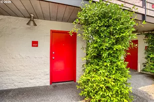 1937 NW Hoyt St, Portland, OR 97209 - Photo 9