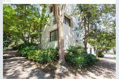 1937 NW Hoyt St #106, Portland, OR 97209 - Photo 3