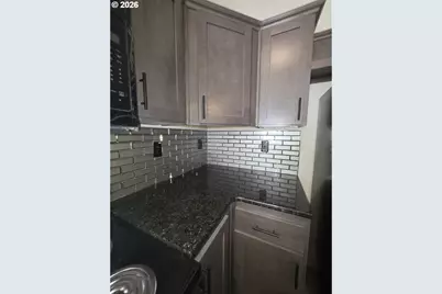 21298 NE Butler Market Rd, Bend, OR 97701 - Photo 7