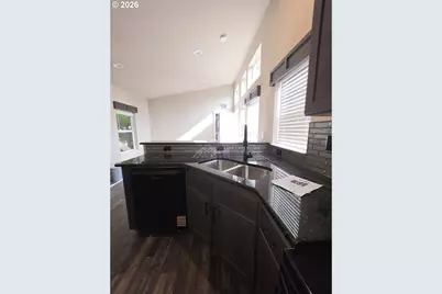 21298 NE Butler Market Rd, Bend, OR 97701 - Photo 13