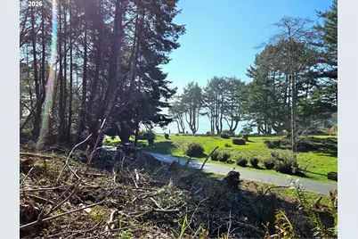 Deer Park Dr #500, Brookings, OR 97415 - Photo 17