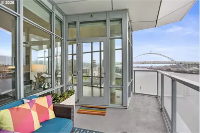 1310 NW Naito Pkwy #1001, Portland, OR 97209 - Photo 27
