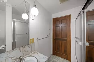 205 Marsh St, Gardiner, OR 97441 - Photo 33