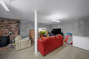 205 Marsh St, Gardiner, OR 97441 - Photo 41