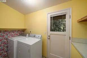 7190 SW Raleighwood Ln, Portland, OR 97225 - Photo 37