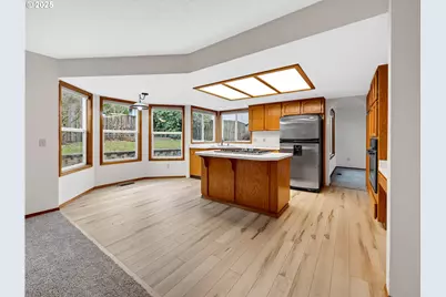 2568 SW Orchard Ct, Gresham, OR 97080 - Photo 7