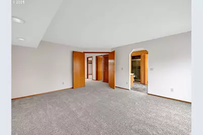 2568 SW Orchard Ct, Gresham, OR 97080 - Photo 21