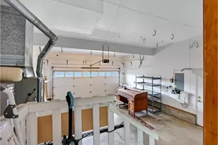 2568 SW Orchard Ct, Gresham, OR 97080 - Photo 43