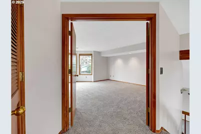 2568 SW Orchard Ct, Gresham, OR 97080 - Photo 19