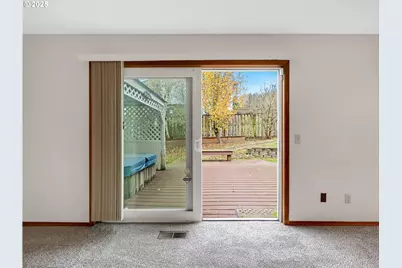 2568 SW Orchard Ct, Gresham, OR 97080 - Photo 13