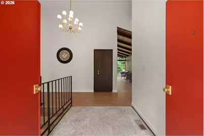 2591 Overlook Dr, Lake Oswego, OR 97034 - Photo 3