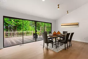 2591 Overlook Dr, Lake Oswego, OR 97034 - Photo 9