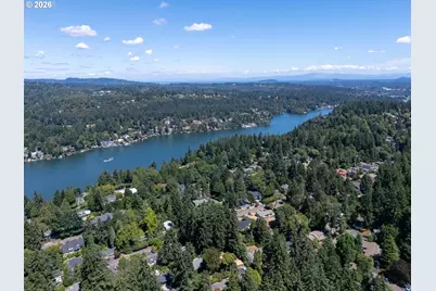 2591 Overlook Dr, Lake Oswego, OR 97034 - Photo 47