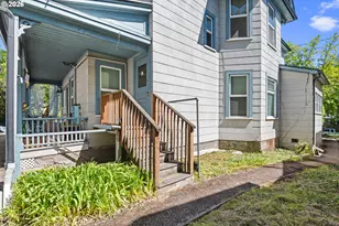 2735 SE Clinton St, Portland, OR 97202 - Photo 9