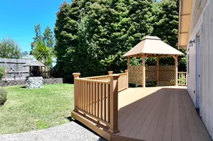 912 Easy St, Brookings, OR 97415 - Photo 45