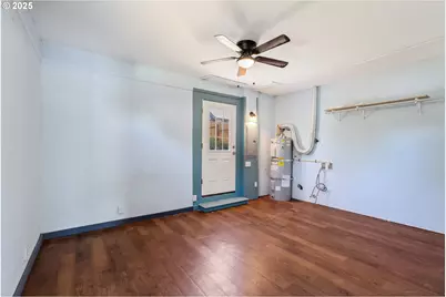 421 State St, Lyle, WA 98635 - Photo 17