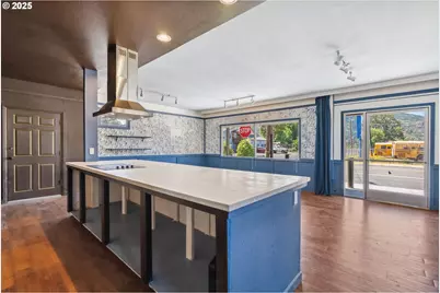 421 State St, Lyle, WA 98635 - Photo 9