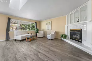 12430 SW King George Dr, King City, OR 97224 - Photo 3