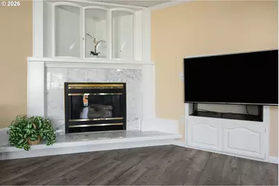 12430 SW King George Dr, King City, OR 97224 - Photo 7