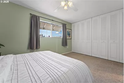 12430 SW King George Dr, King City, OR 97224 - Photo 23