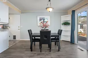 12430 SW King George Dr, King City, OR 97224 - Photo 9