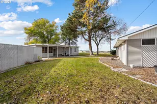 1322 NE Gillespie Ln, Hermiston, OR 97838 - Photo 23