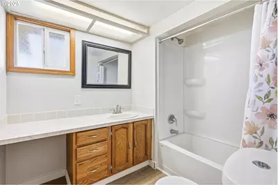 1322 NE Gillespie Ln, Hermiston, OR 97838 - Photo 17