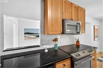 10239 N Central St, Portland, OR 97203 - Photo 13