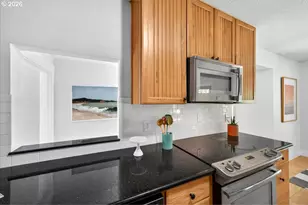 10239 N Central St, Portland, OR 97203 - Photo 13