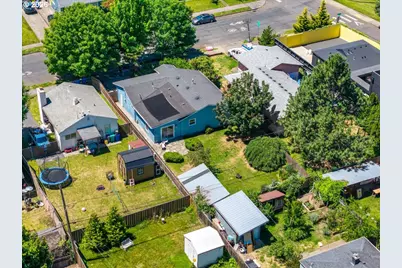 10239 N Central St, Portland, OR 97203 - Photo 39