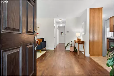 10239 N Central St, Portland, OR 97203 - Photo 3