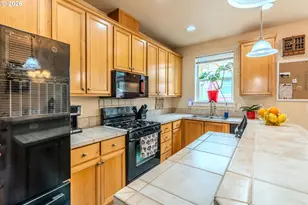 866 NW Council Dr, Gresham, OR 97030 - Photo 15