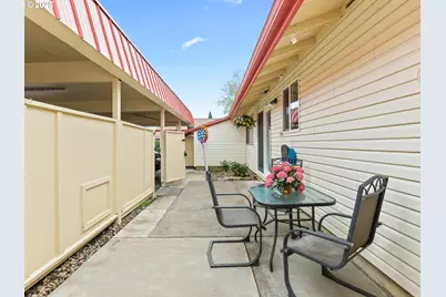 14967 SE Grant Ct, Portland, OR 97233 - Photo 33