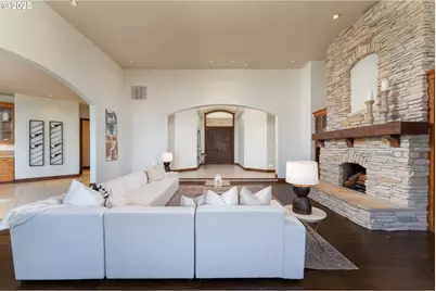 16225 NE Wilkerson Way, Newberg, OR 97132 - Photo 7