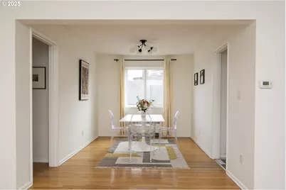 2355 SW Cedar St #9, Portland, OR 97205 - Photo 13