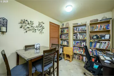 714 S Meridian St, Newberg, OR 97132 - Photo 29