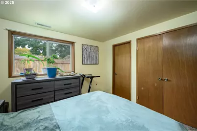 714 S Meridian St, Newberg, OR 97132 - Photo 21