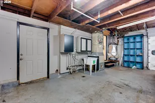 12830 Northeast Pacific Street, Portland, OR 97230 - Photo 21